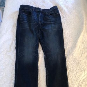 Men’s jeans dark wash